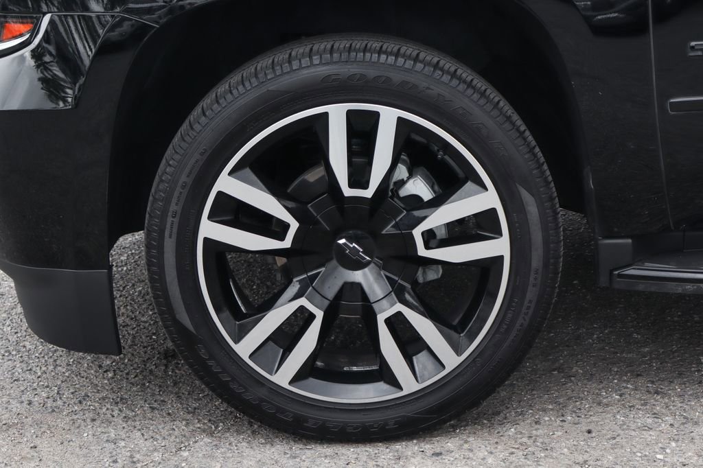 Used 2019 Chevrolet Suburban Premier image 58