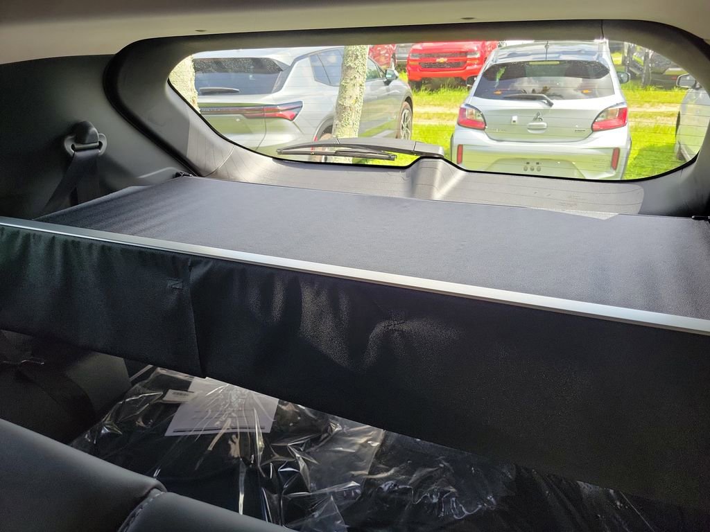 New 2025 Mitsubishi Outlander SE image 10