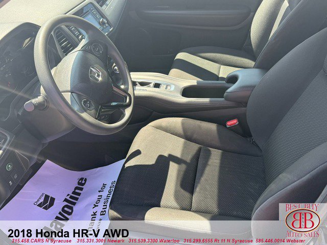 Used 2018 Honda HR-V LX image 9