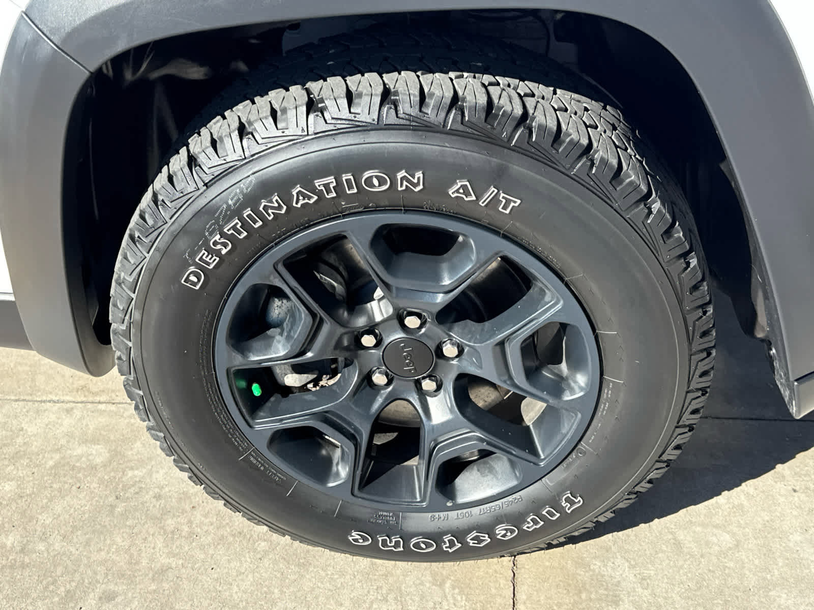 Used 2022 Jeep Cherokee Latitude w/ Trailer Tow Group image 7