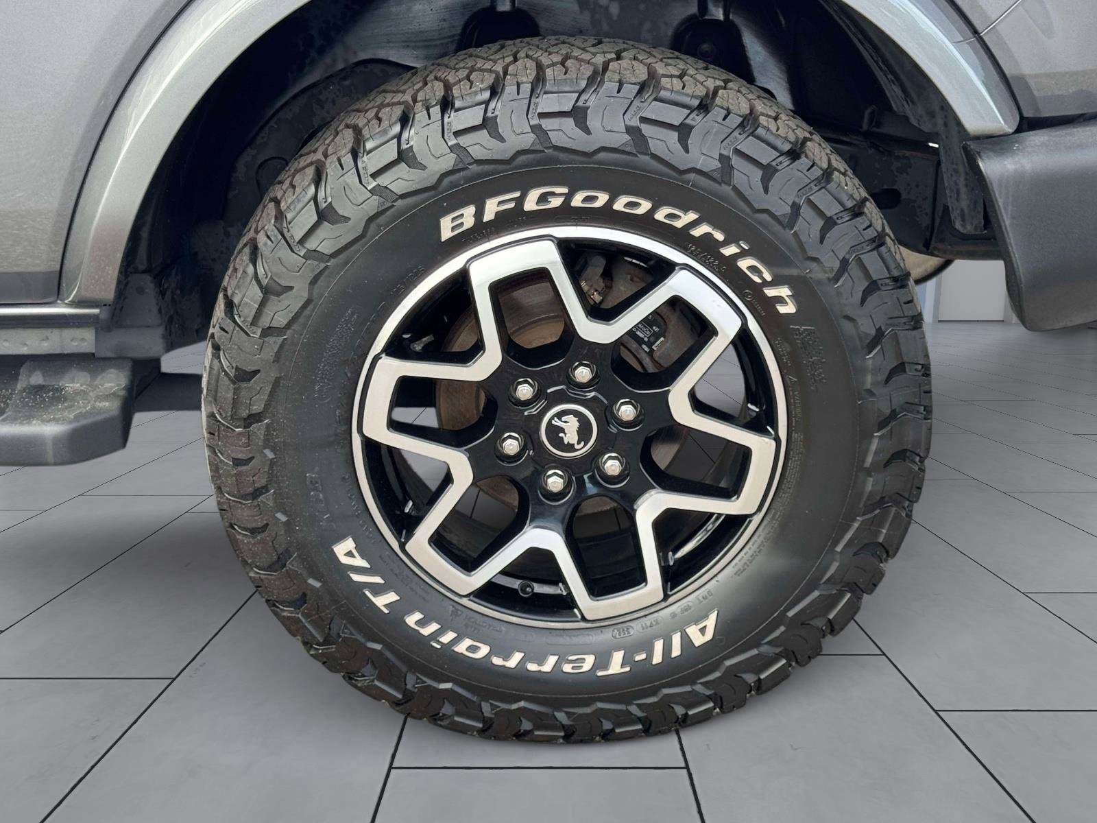Used 2021 Ford Bronco Outer Banks image 10