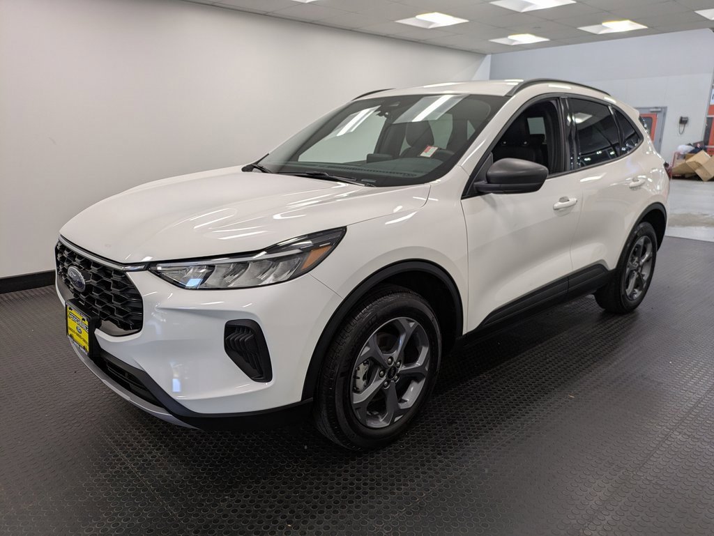 Used 2025 Ford Escape ST-Line w/ Cold Weather Package