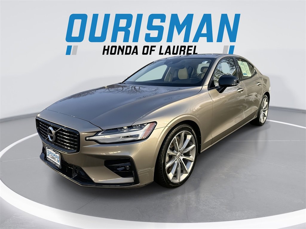 Used 2021 Volvo S60 T5 Momentum w/ Premium Package video 1