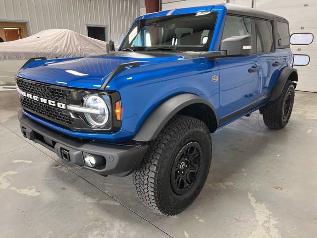 Used 2023 Ford Bronco Wildtrak image 3