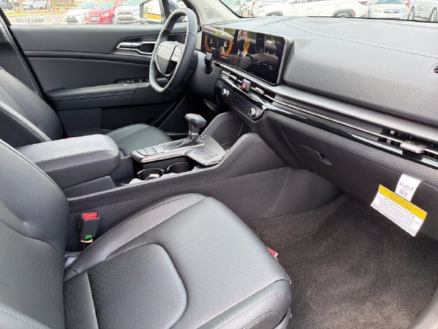 Certified 2026 Kia Sportage EX w/ EX Panorama Roof Package FWD image 22