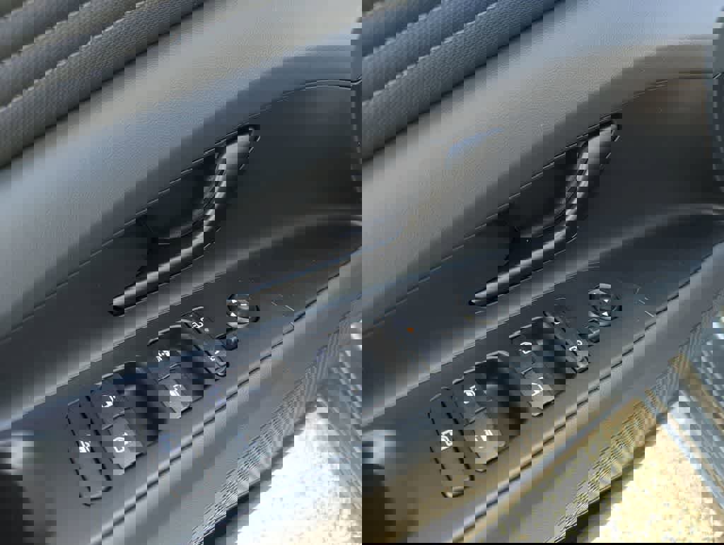 New 2026 Hyundai Elantra SEL Sport Premium image 18