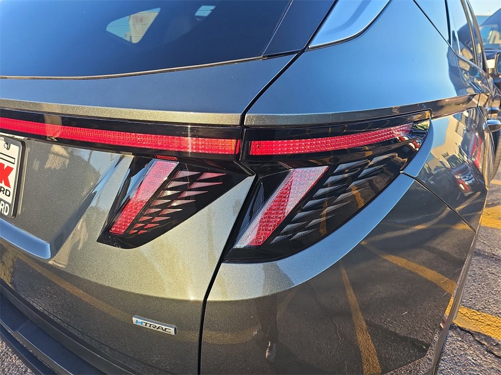 Used 2023 Hyundai Tucson Limited image 34