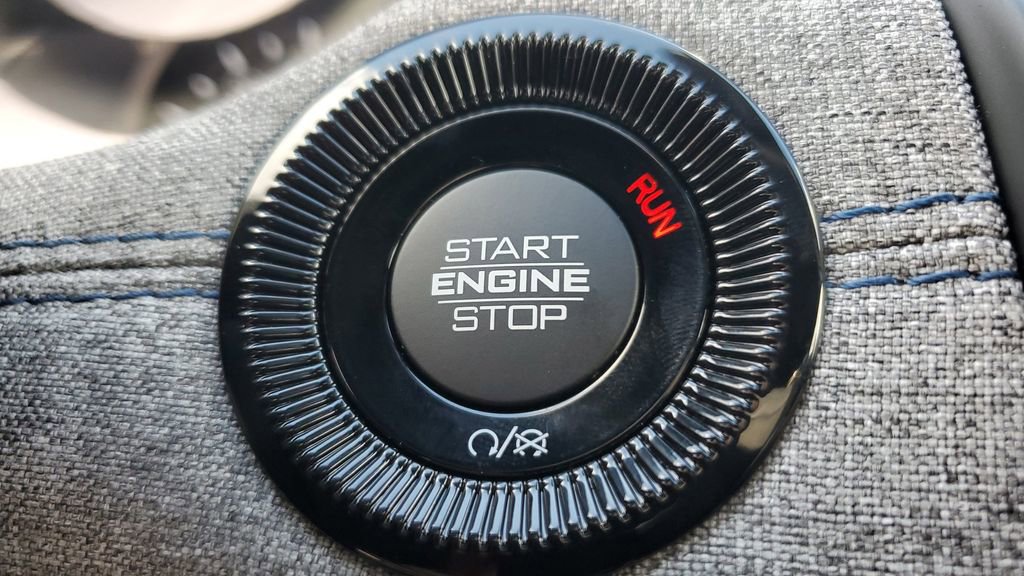 New 2026 Jeep Compass Latitude image 28