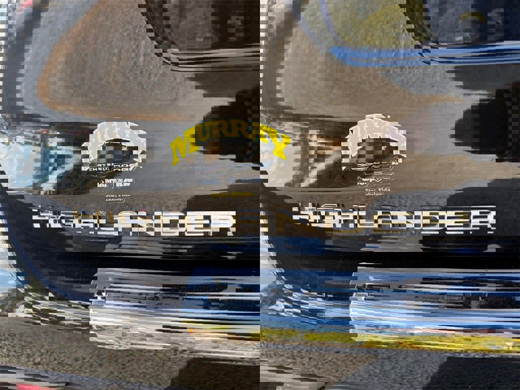 Used 2023 Toyota Highlander Platinum image 17