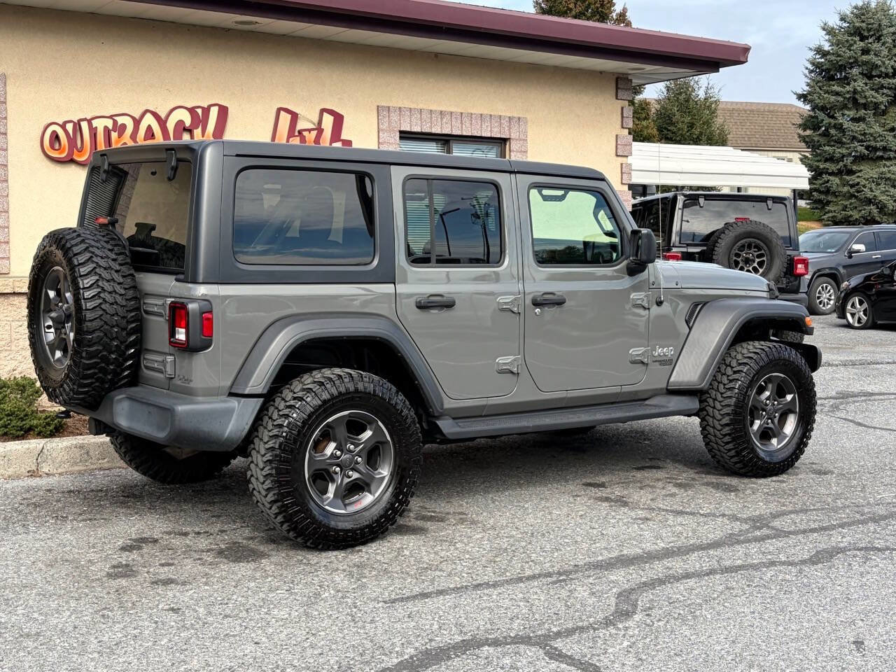 Used 2020 Jeep Wrangler Unlimited Sport S image 3