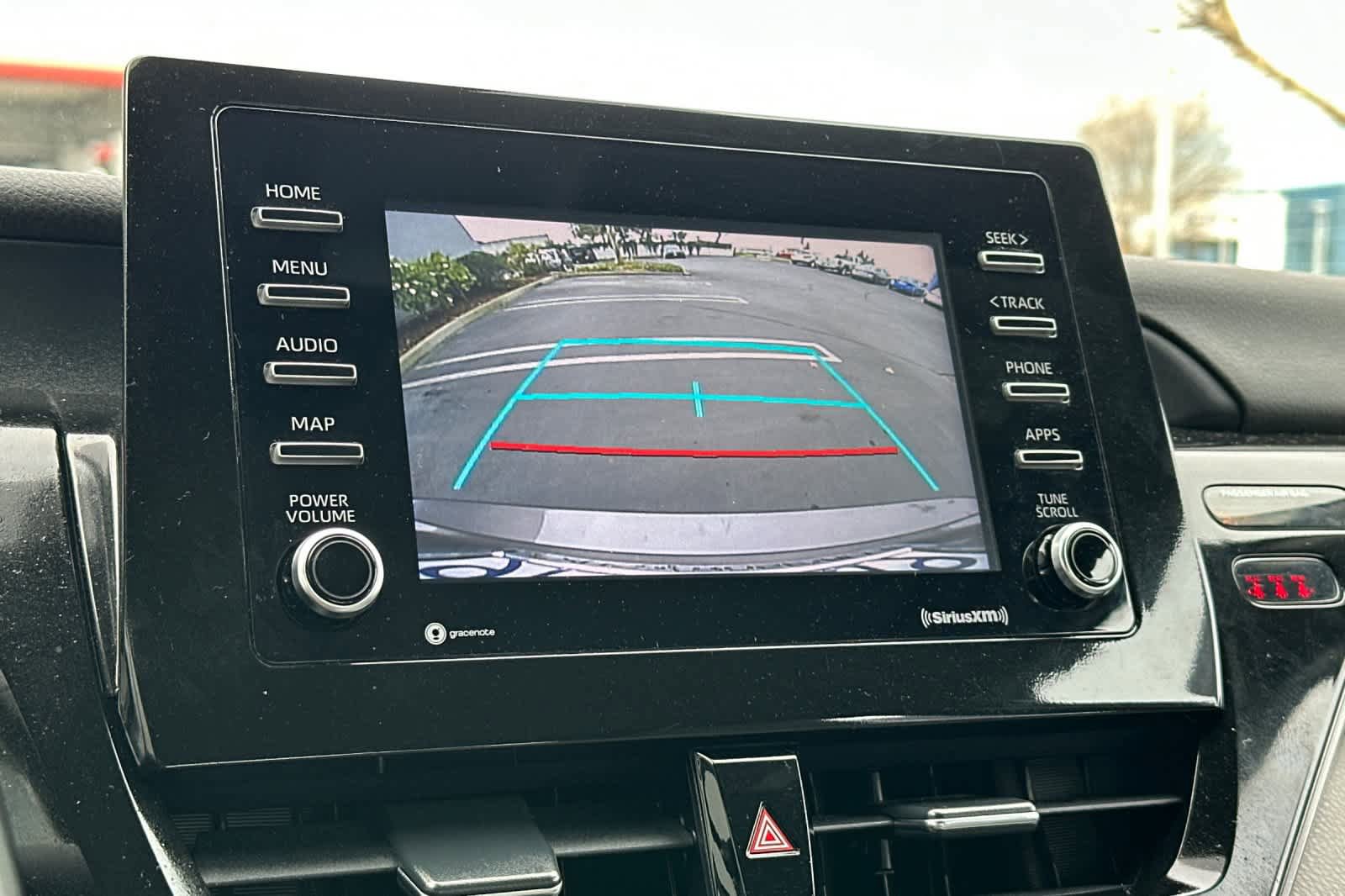 Used 2023 Toyota Camry SE image 19