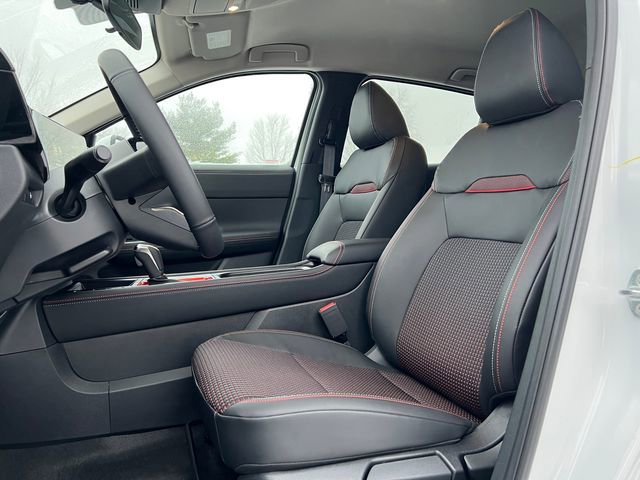 New 2025 Nissan Kicks SR image 15