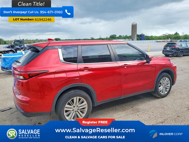 Used 2023 Mitsubishi Outlander ES FWD image 4