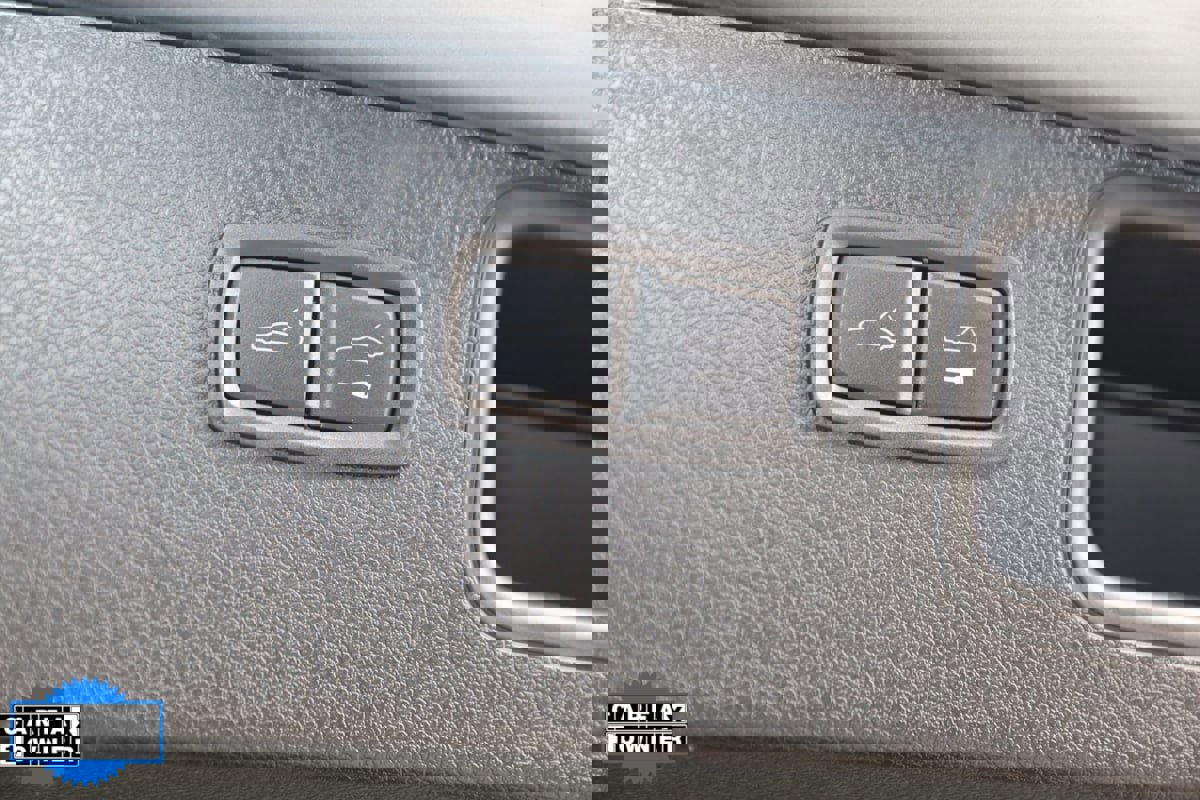 Used 2022 Porsche Macan image 59