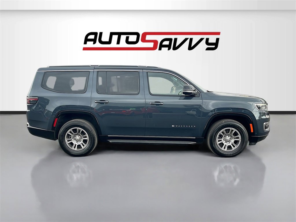 Used 2024 Jeep Wagoneer 4WD image 8