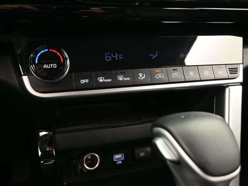Used 2022 Kia Seltos EX image 26