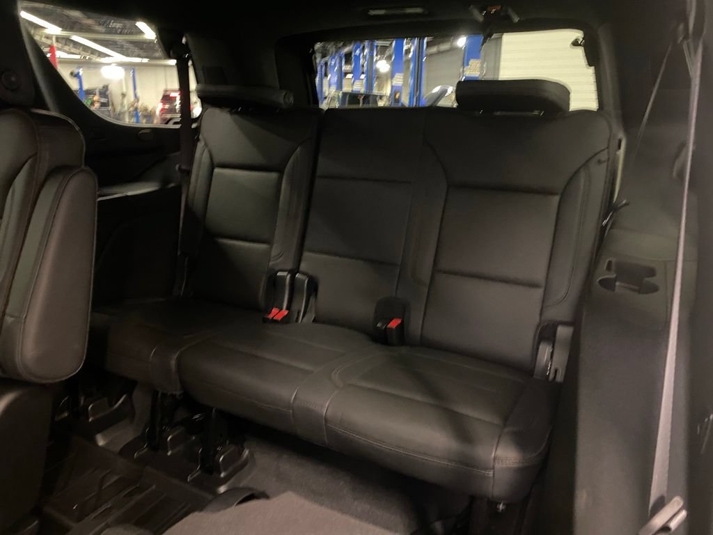 Used 2022 Chevrolet Tahoe High Country AWD/4WD image 25