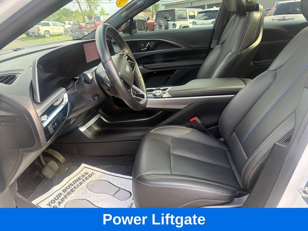 Used 2024 Cadillac Lyriq Sport AWD/4WD image 13