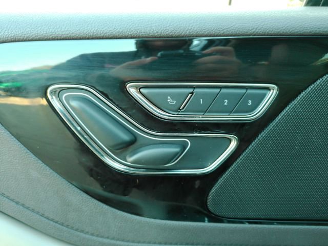 Used 2020 Lincoln Aviator Reserve w/ Equipment Group 201A image 17