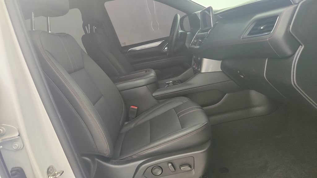 Used 2023 Chevrolet Tahoe RST w/ Luxury Package RWD image 25