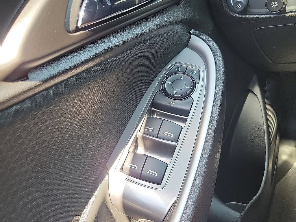 Used 2025 Chevrolet Malibu RS FWD image 13
