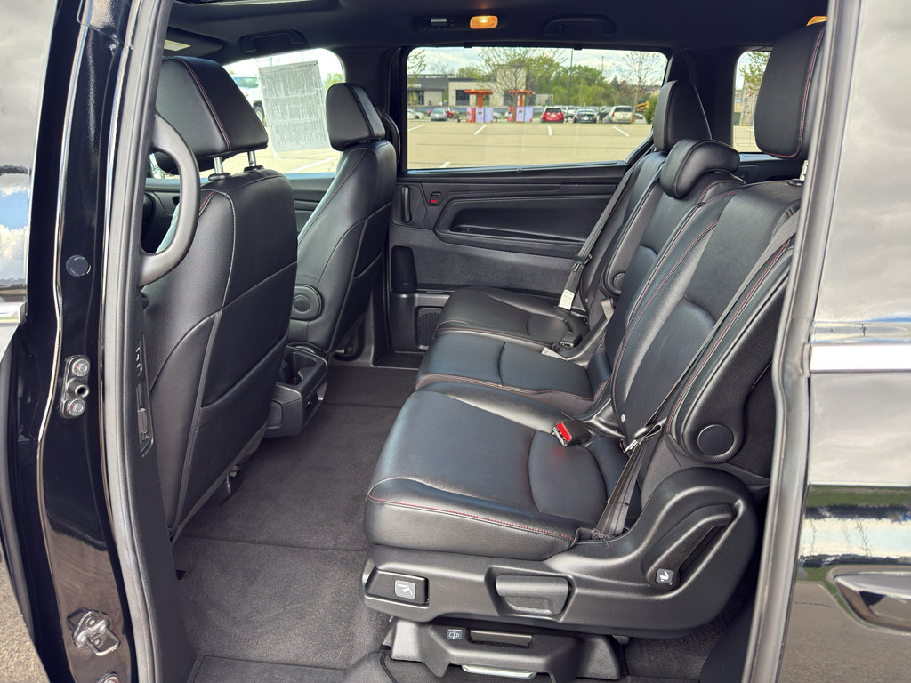 Used 2025 Honda Odyssey Sport-L image 36
