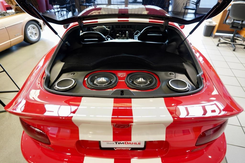 Used 2002 Dodge Viper GTS RWD image 9
