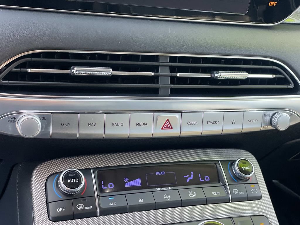 Used 2022 Hyundai Palisade Limited FWD image 16