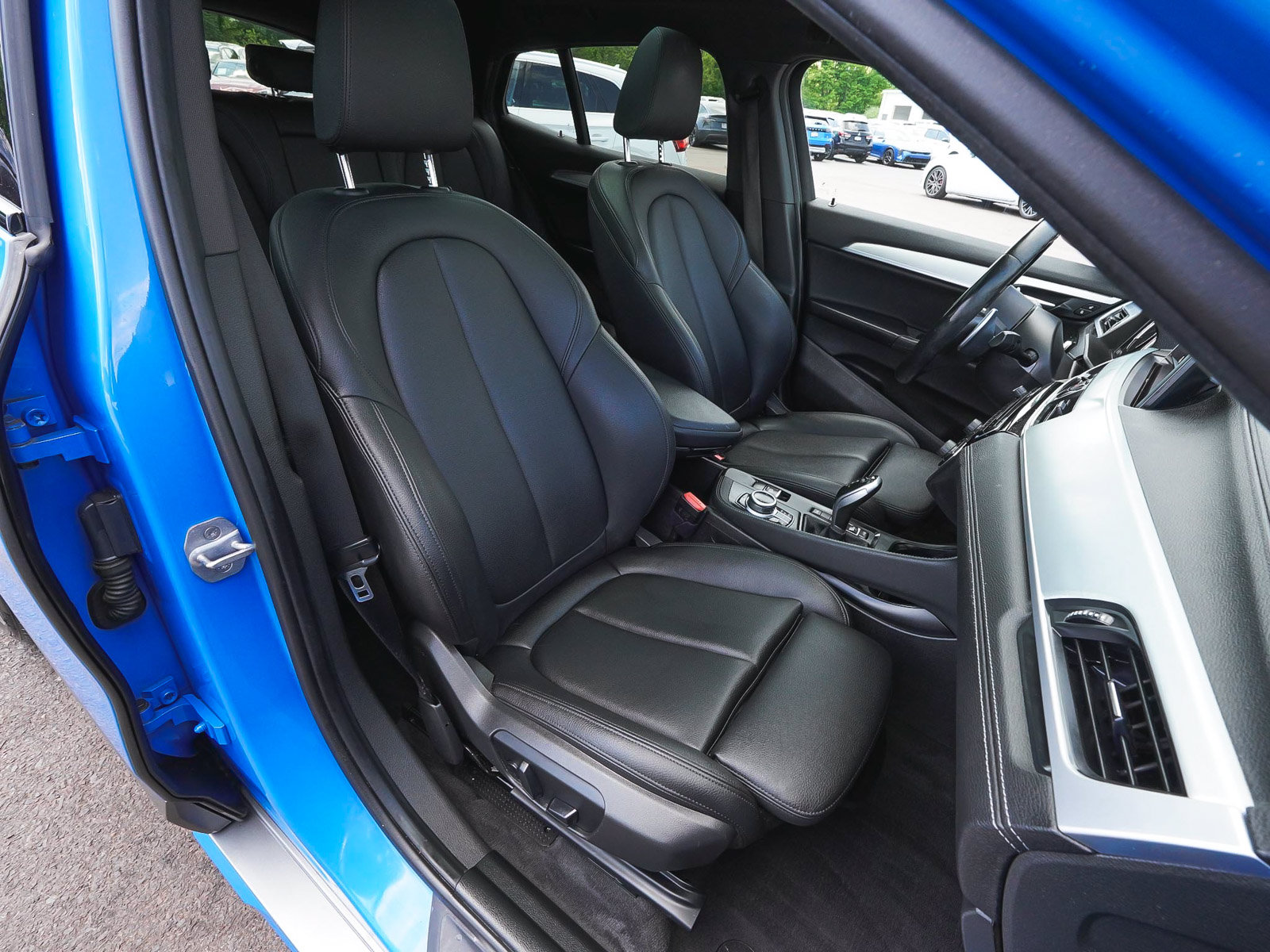 Used 2020 BMW X2 xDrive28i w/ M Sport X Package AWD/4WD image 40