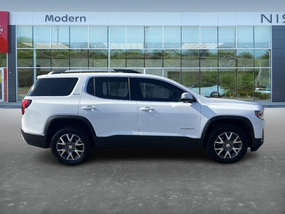 Used 2023 GMC Acadia SLT image 4