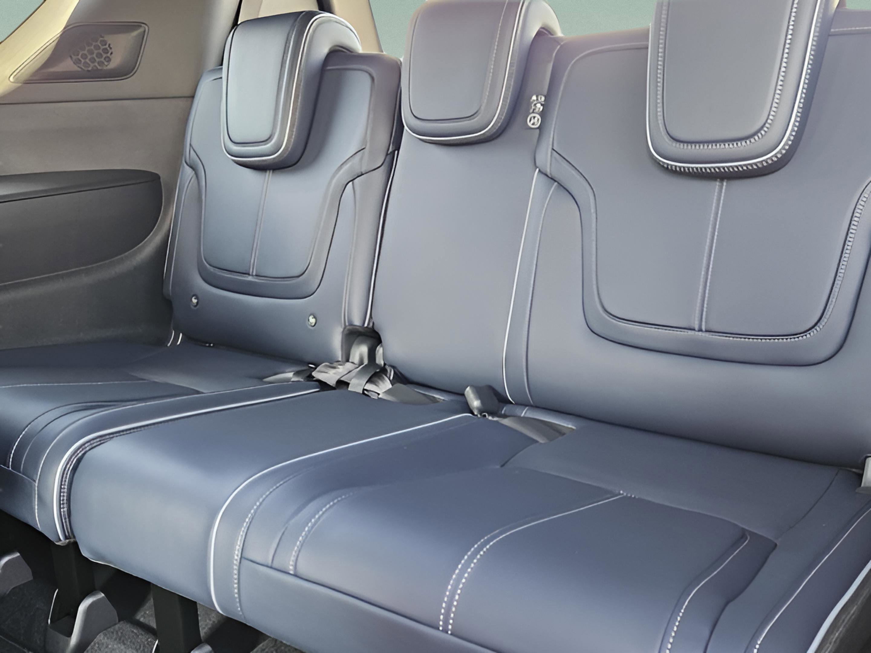 New 2026 INFINITI QX80 4WD w/ Sport Exterior Package image 10