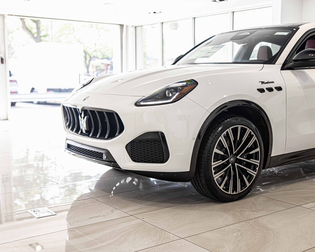 New 2025 Maserati Grecale Modena image 4