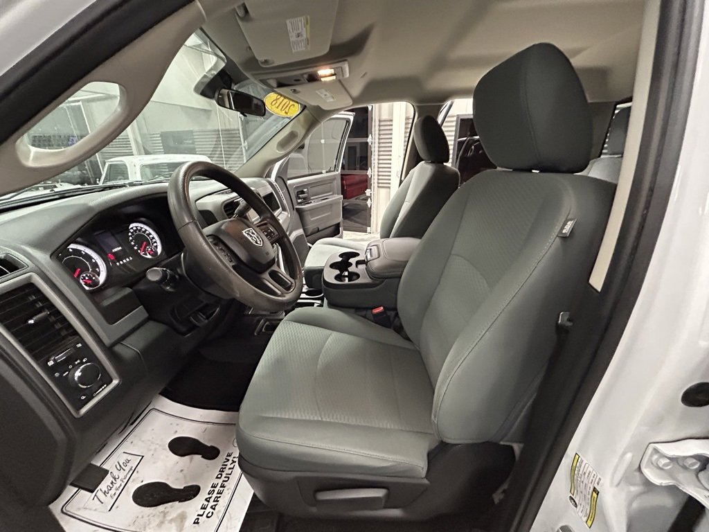 Used 2018 RAM 2500 Tradesman w/ Chrome Appearance Group image 47