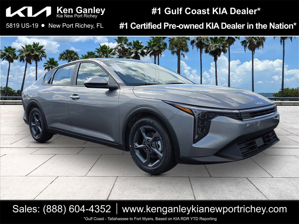 New 2025 Kia K4 LXS