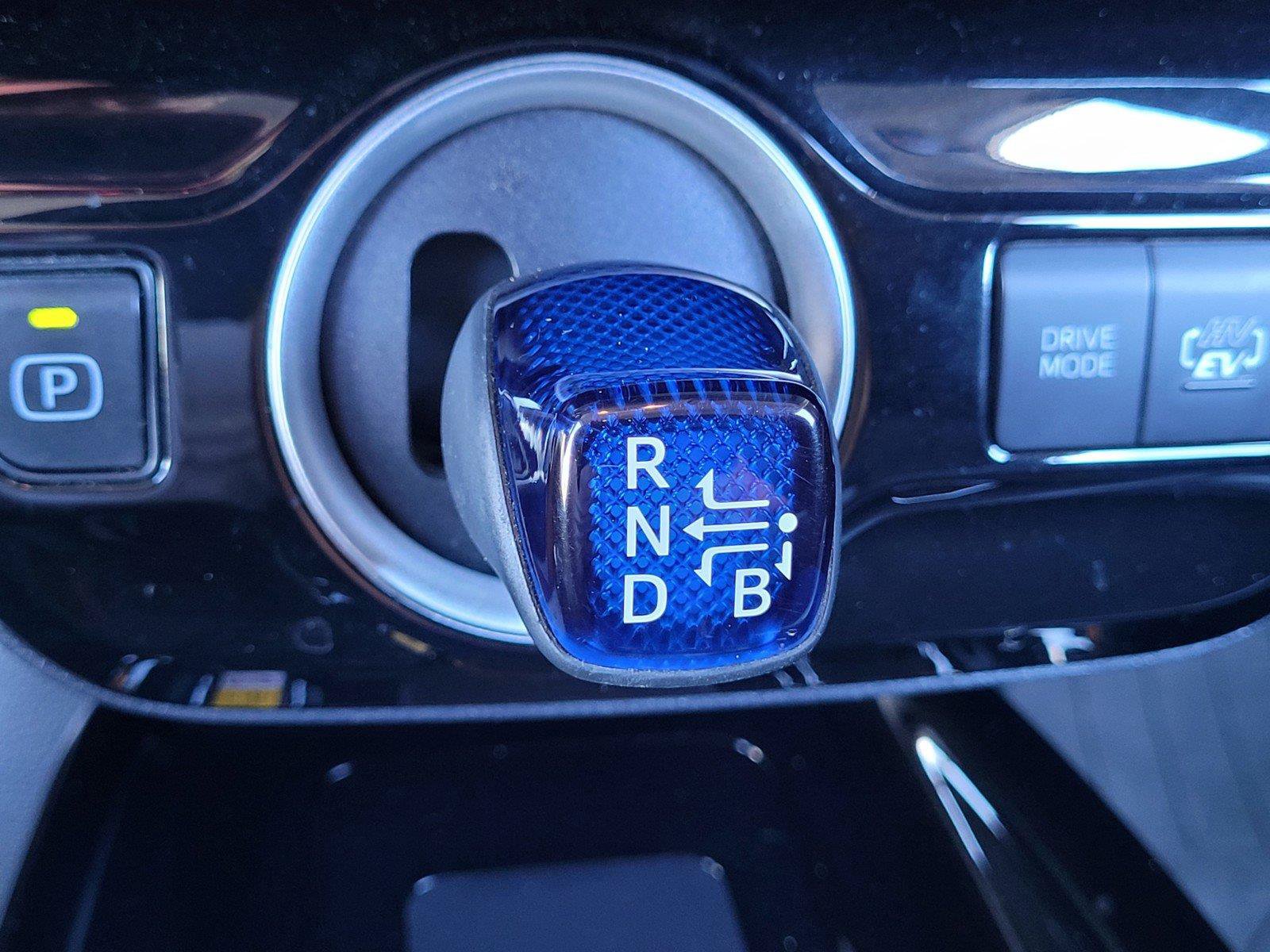 Used 2020 Toyota Prius Prime XLE FWD image 23