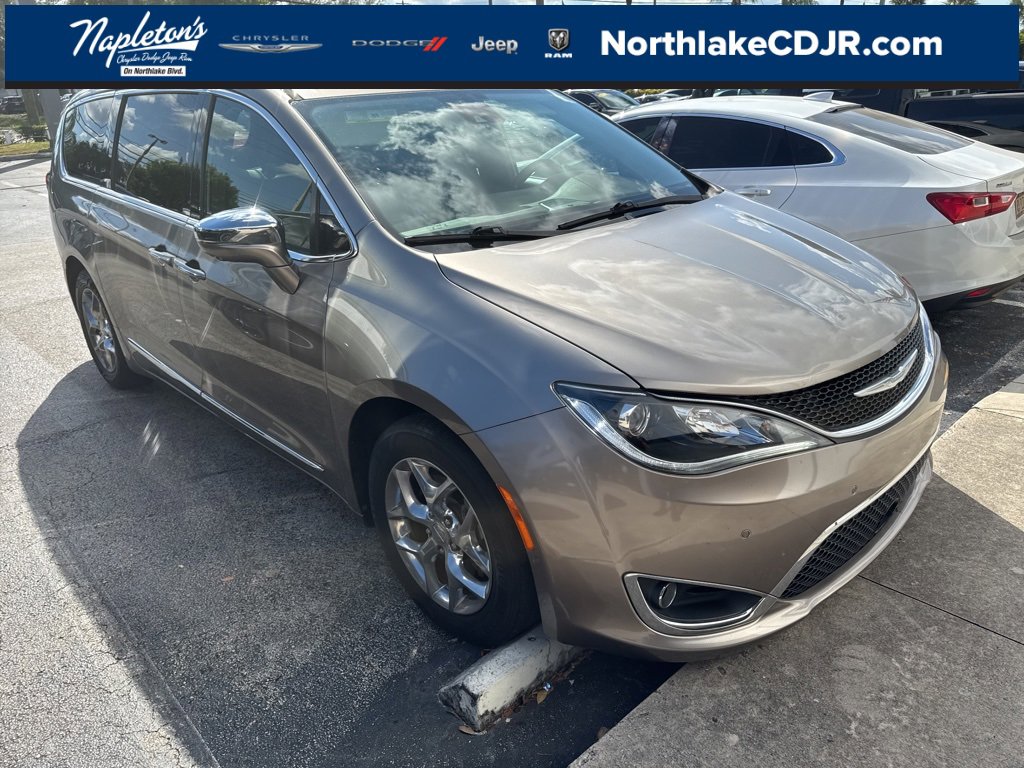 Used 2018 Chrysler Pacifica Limited w/ Advanced Safetytec Group