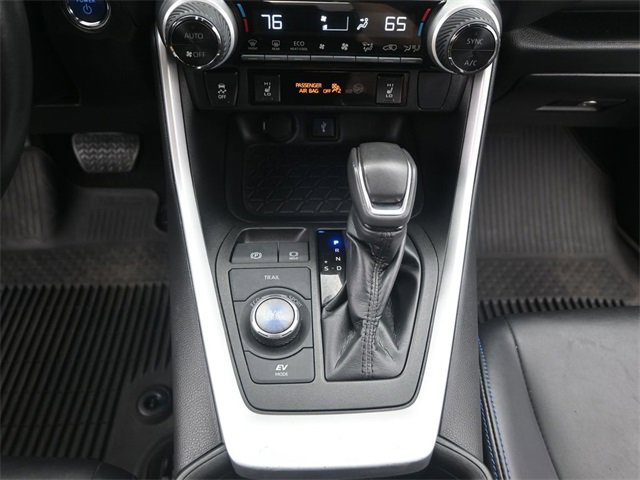 Used 2022 Toyota RAV4 XSE image 7