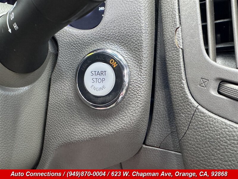 Used 2010 INFINITI G37 Convertible w/ Premium Pkg RWD image 19