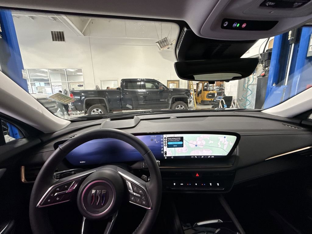 Certified 2024 Buick Envision Avenir image 27