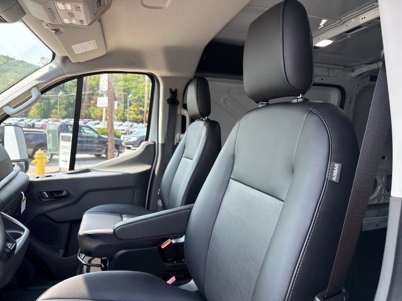 New 2025 Ford Transit 350 Low Roof RWD image 16