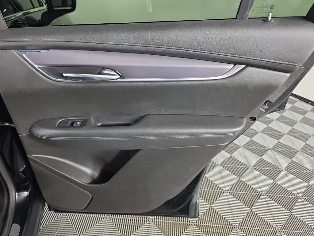 Used 2023 Cadillac XT6 Luxury FWD image 39