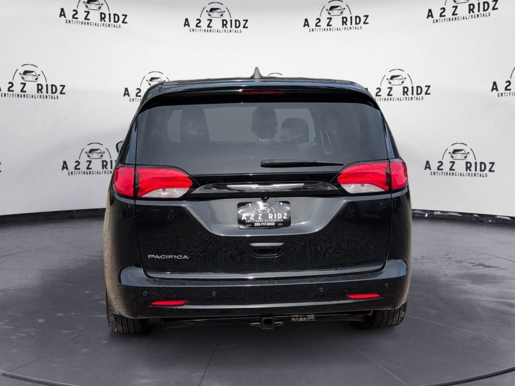 Used 2018 Chrysler Pacifica L FWD image 5
