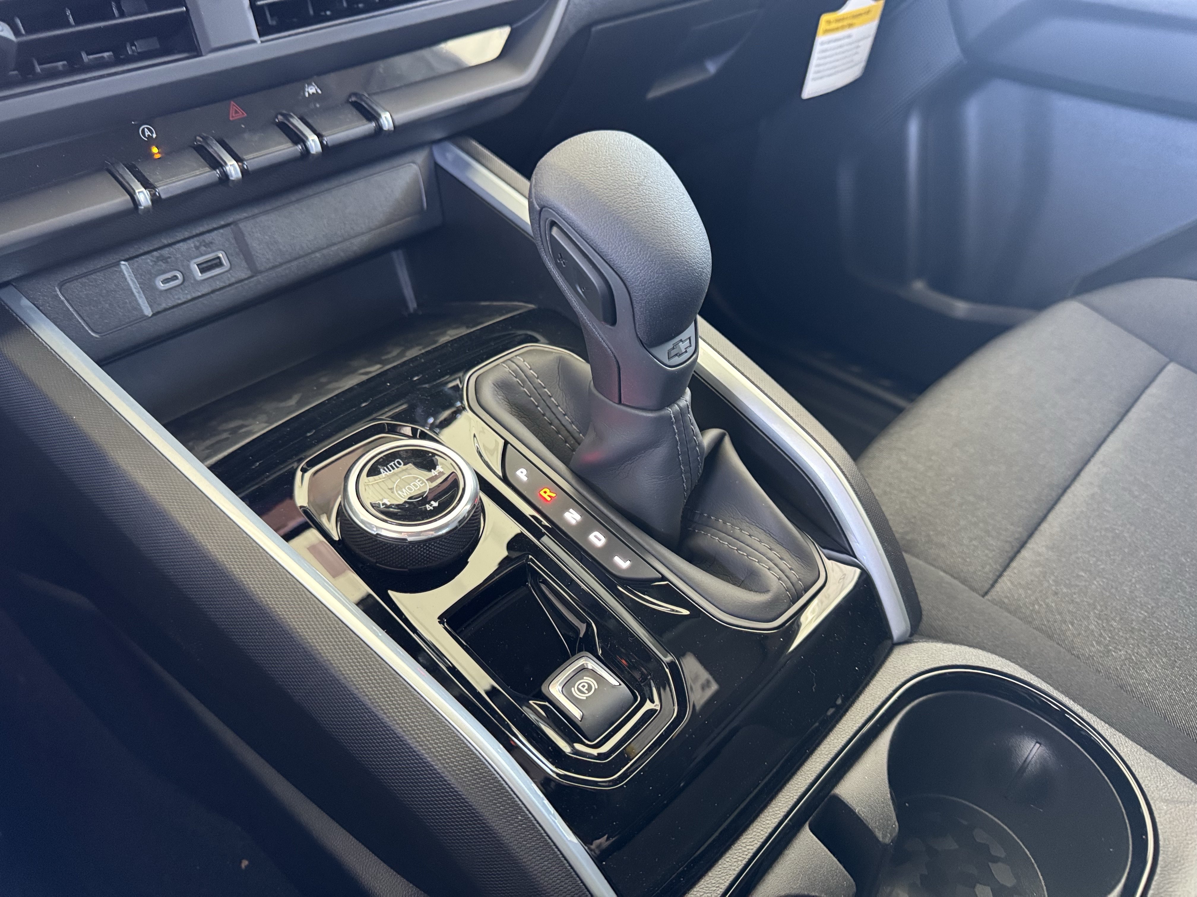 New 2026 Chevrolet Colorado Trail Boss AWD/4WD image 23