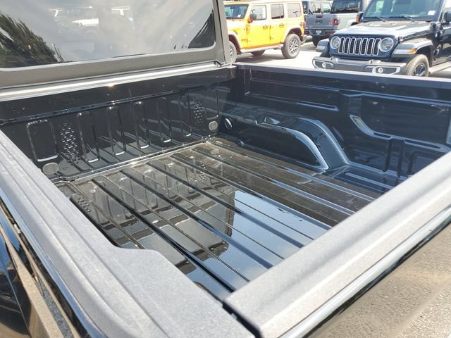 New 2025 Jeep Gladiator Sport AWD/4WD image 9