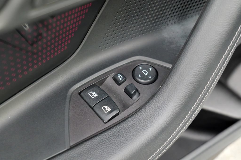 Used 2025 BMW M240i xDrive Coupe w/ Premium Package AWD/4WD image 19