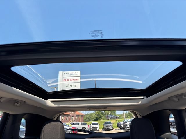 Used 2016 Jeep Cherokee 75th Anniversary AWD/4WD image 15