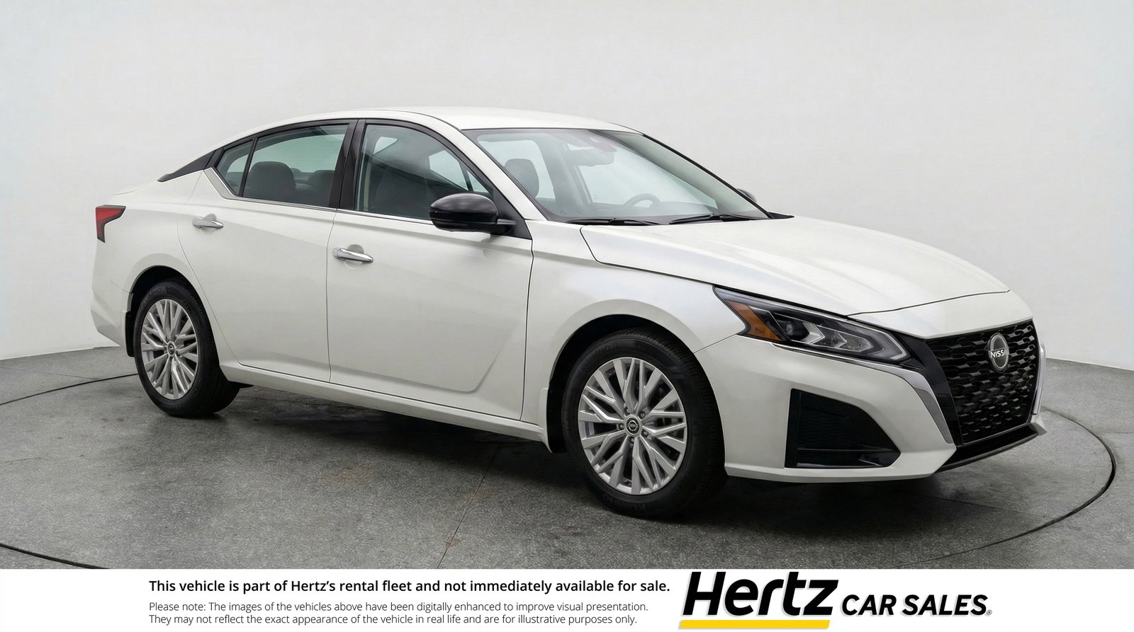 Used 2025 Nissan Altima 2.5 SV image 1