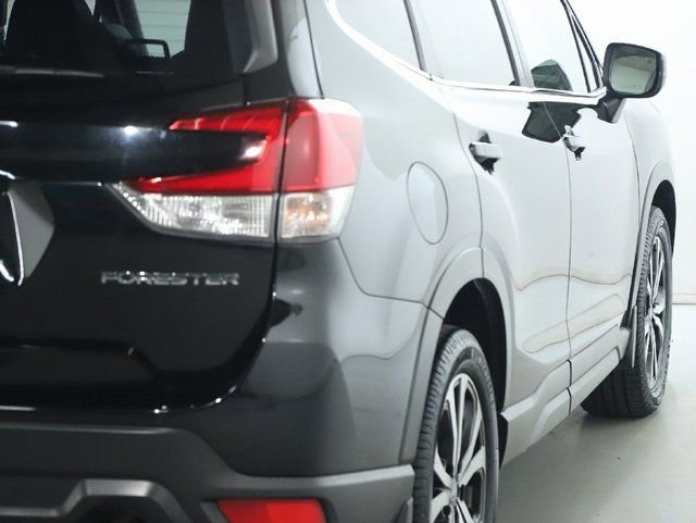 Certified 2022 Subaru Forester Limited image 49