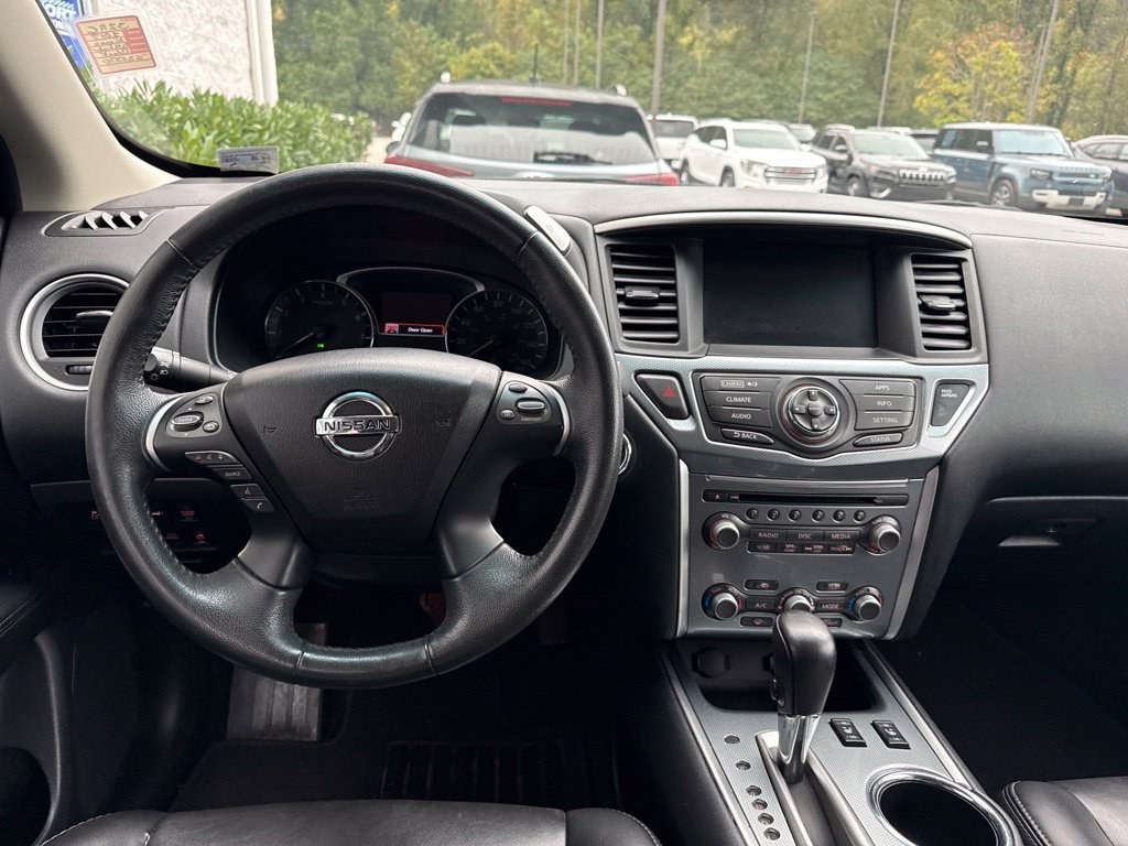 Used 2017 Nissan Pathfinder SL AWD/4WD image 13