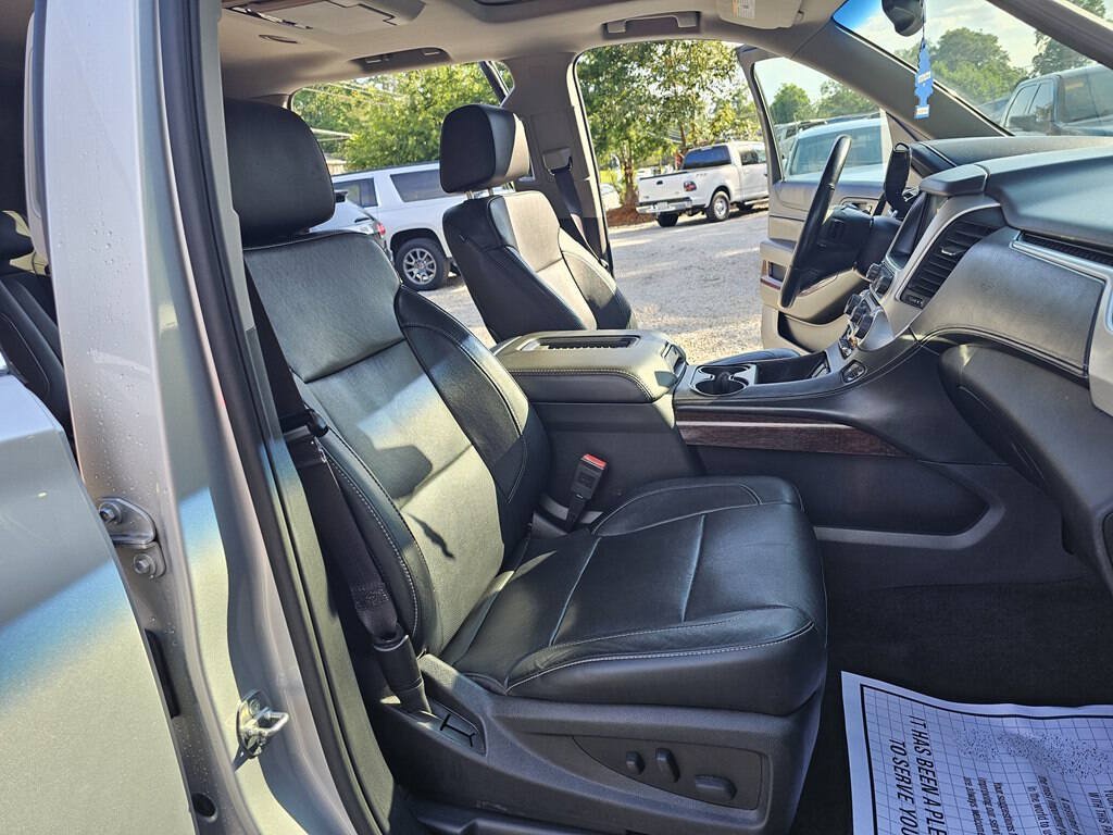Used 2016 GMC Yukon SLT w/ Open Road Package AWD/4WD image 17